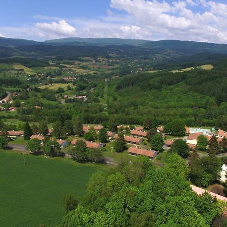Vvf Villages « Les Monts Du Forez » Saint-Jean-La-Vetre מראה חיצוני תמונה